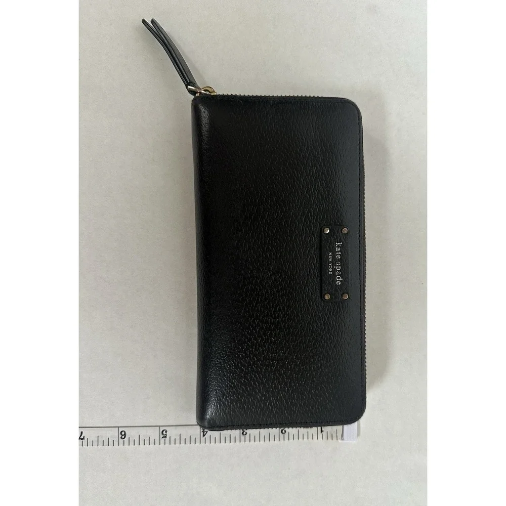 Kate Spade New York Grove Street Neda Wallet Leather Black Full Zip Closure